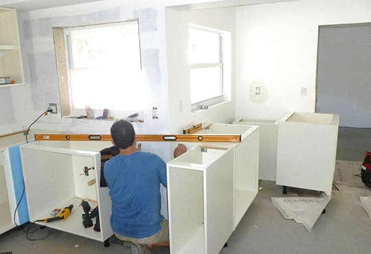 Kitchen Cabinet Installation